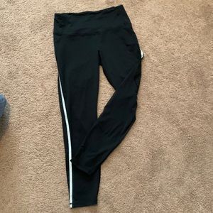 Victoria’s Secret Sport Leggings with Silver trim Mesh cutouts